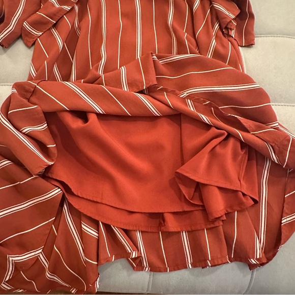 Amuse Society Let's Knot Rust Red Striped Dress Size Large - Picture 7 of 14